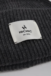 ANTRACITOVÁ KAŠMÍROVÁ BEANIE HICHIC LuxeKnit