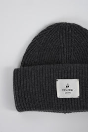 ANTRACITOVÁ KAŠMÍROVÁ BEANIE HICHIC LuxeKnit