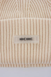 MANDLOVÁ ZIMNÍ ČEPICE DÁMSKÁ HICHIC LuxeKnit