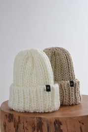 DÁMSKÁ VLNĚNÁ ČEPICE BEANIE HICHIC krémová