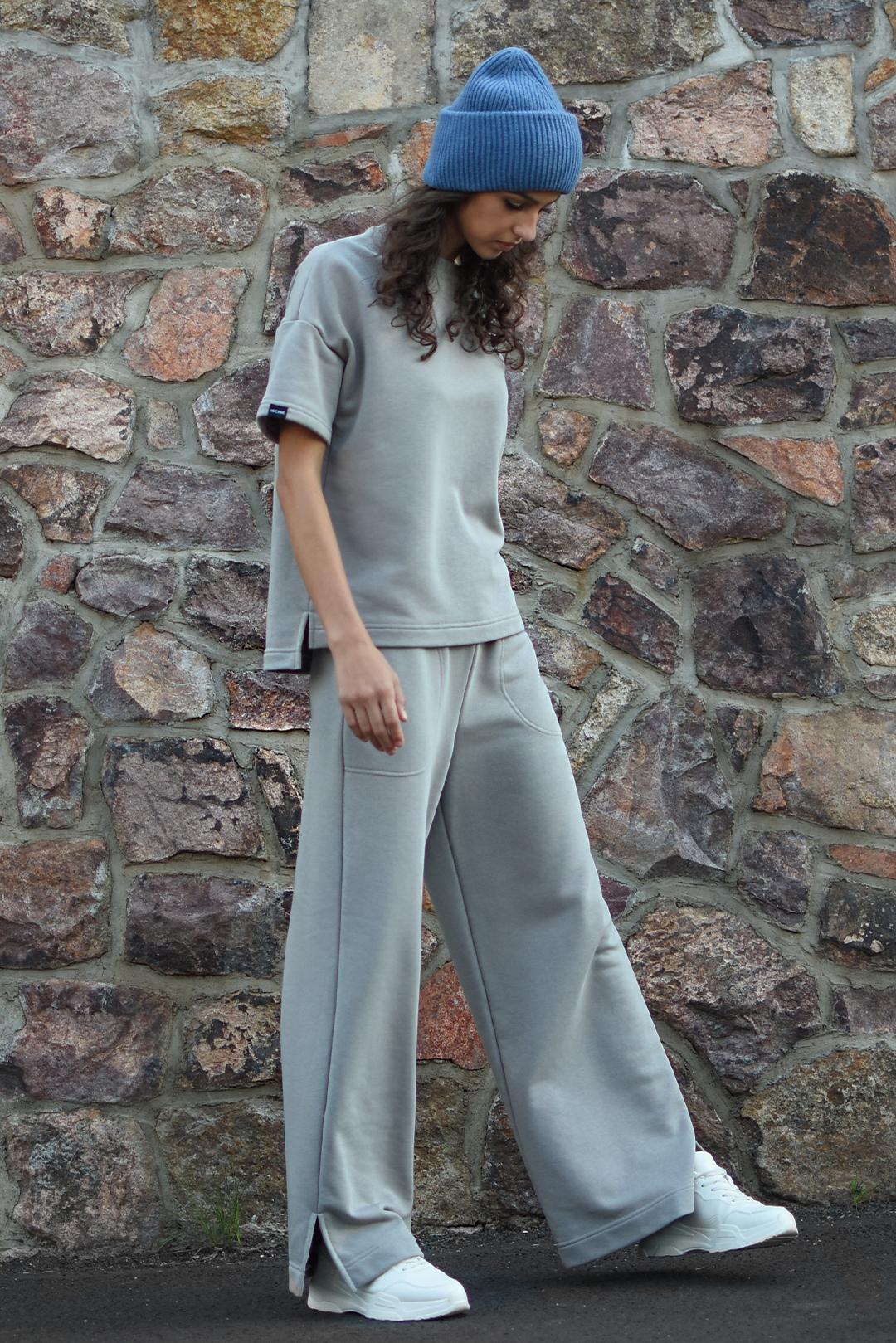 women's wide sweatpants with a slit – HICHIC