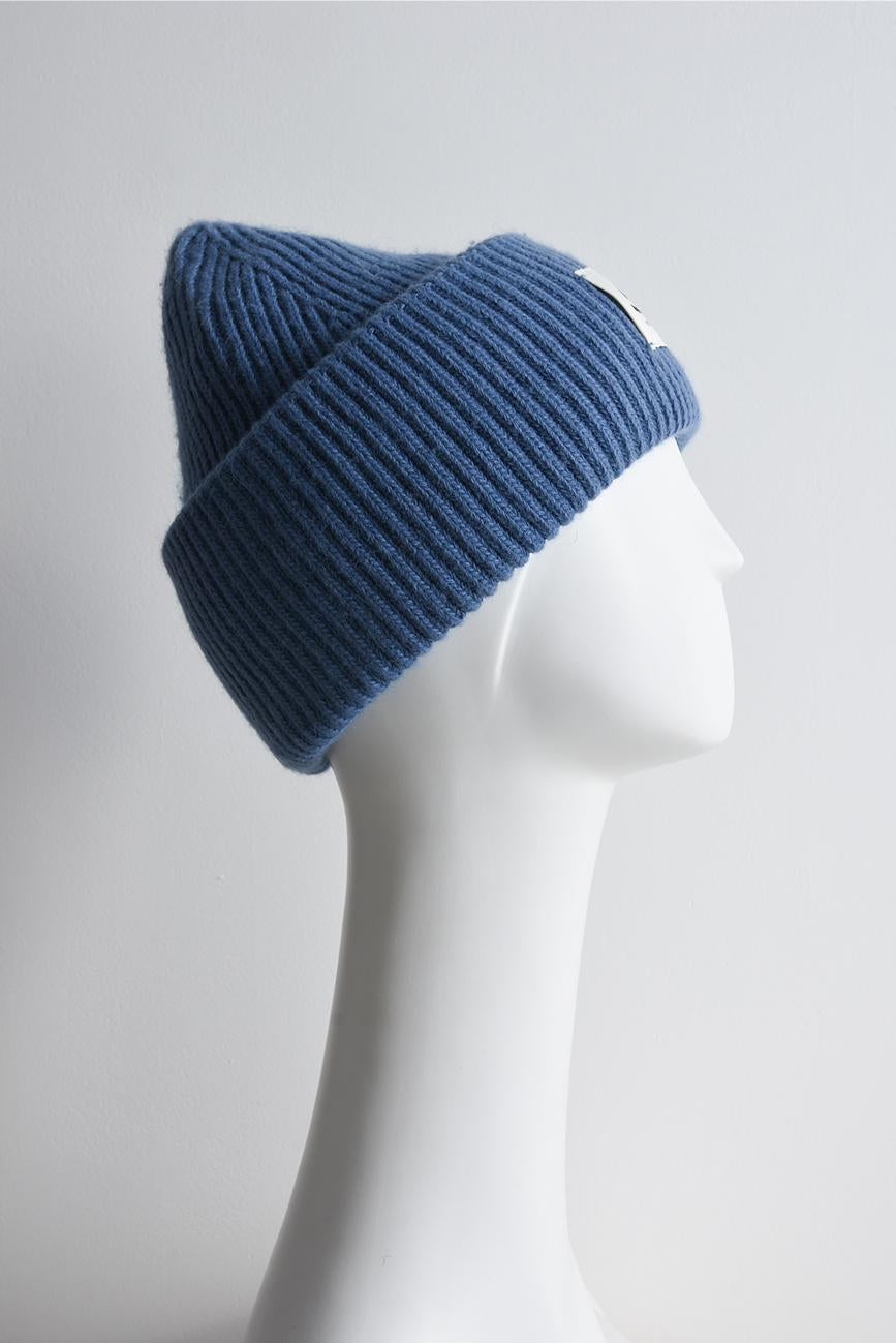 MODRÁ KAŠMÍROVÁ BEANIE ČEPICE HICHIC LuxeKnit