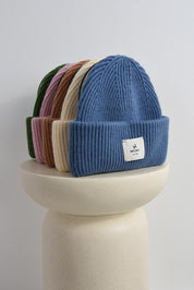 MODRÁ KAŠMÍROVÁ BEANIE ČEPICE HICHIC LuxeKnit