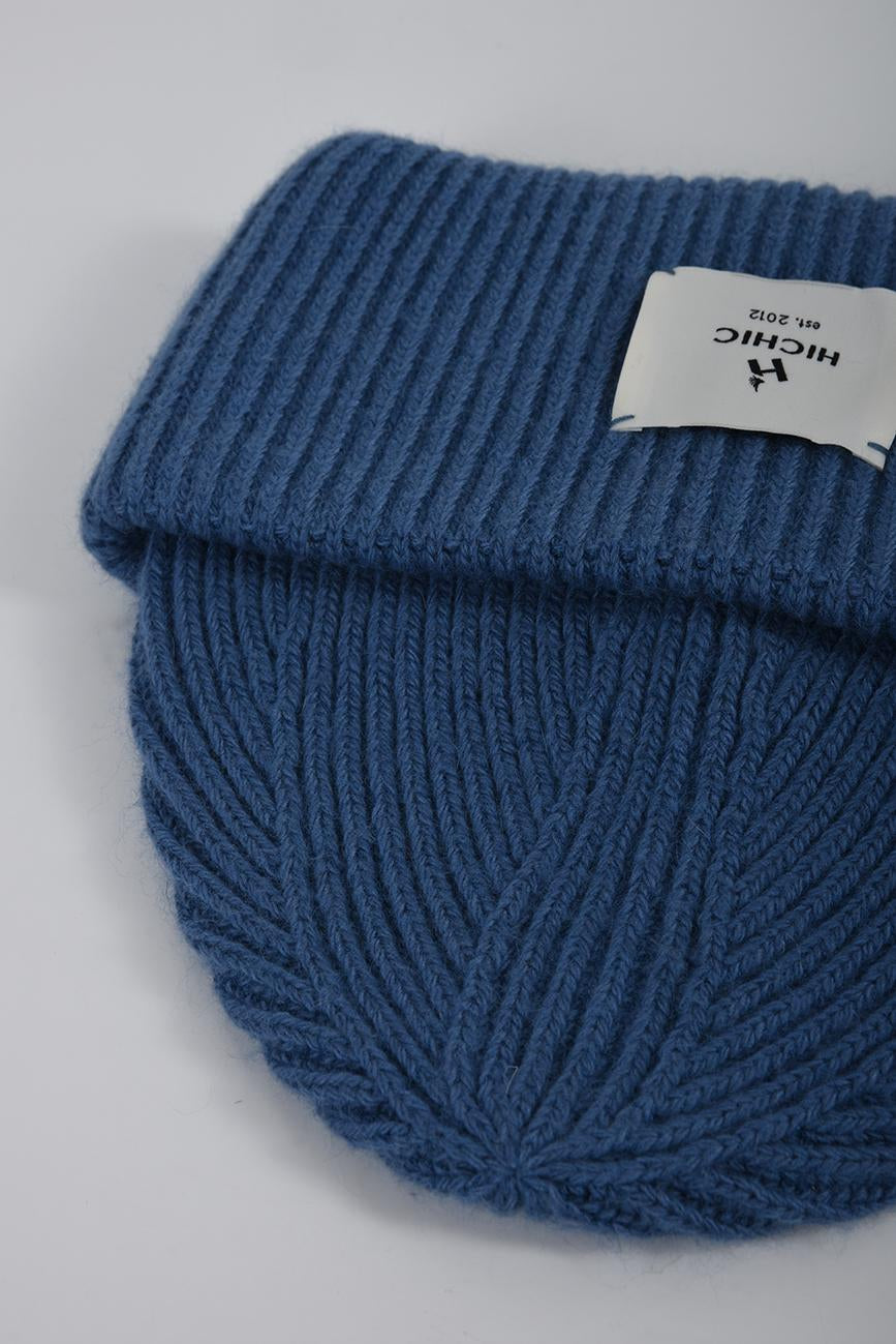 MODRÁ KAŠMÍROVÁ BEANIE ČEPICE HICHIC LuxeKnit