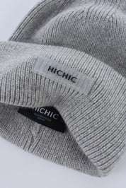 ŠEDÁ ZIMNÍ ČEPICE HICHIC CoreKnit