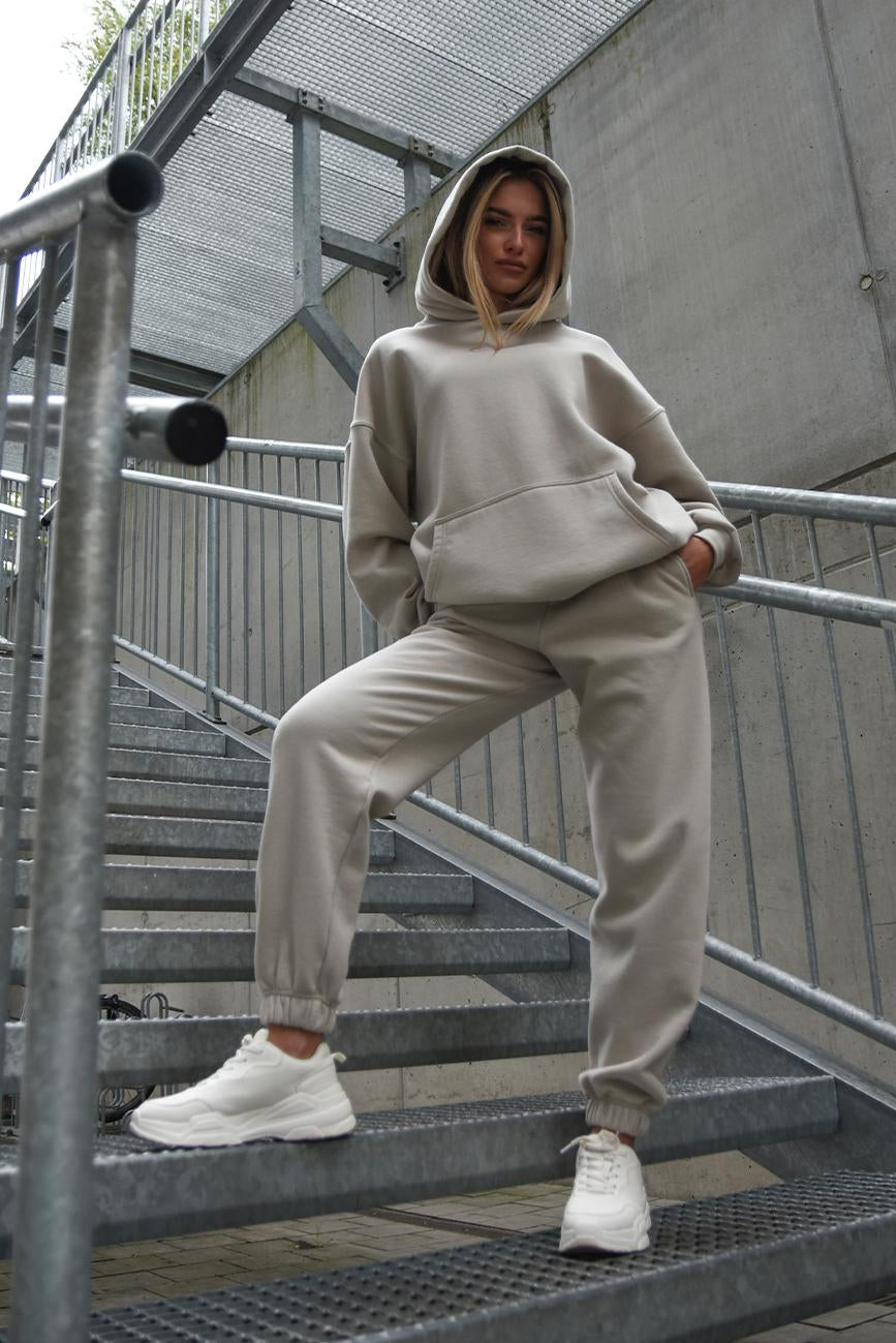 BEIGE OVERSIZED SWEATSHIRT HICHIC Moodie