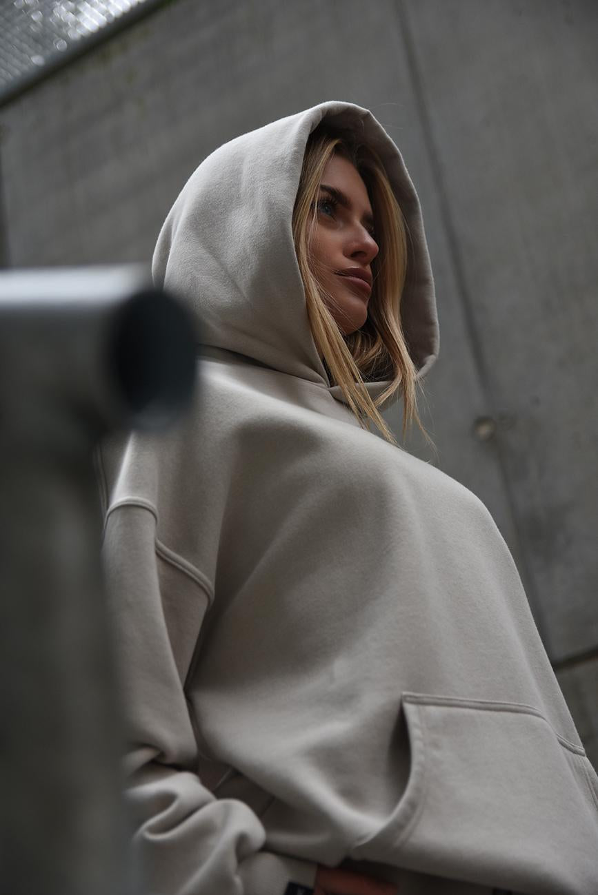 BEIGE OVERSIZED SWEATSHIRT HICHIC Moodie