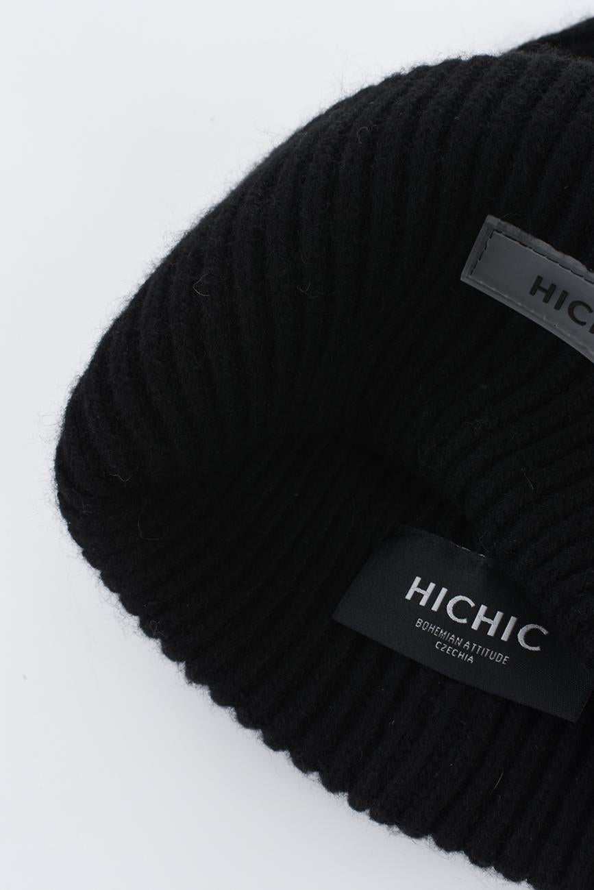 ČERNÁ BEANIE ČEPICE HICHIC LuxeKnit