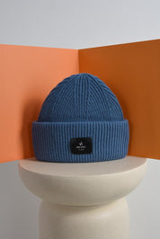 MODRÁ ZIMNÍ ČEPICE BEANIE HICHIC LuxeKnit