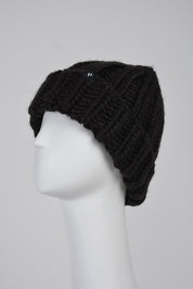 WOMEN'S KNITTED CAP HICHIC black