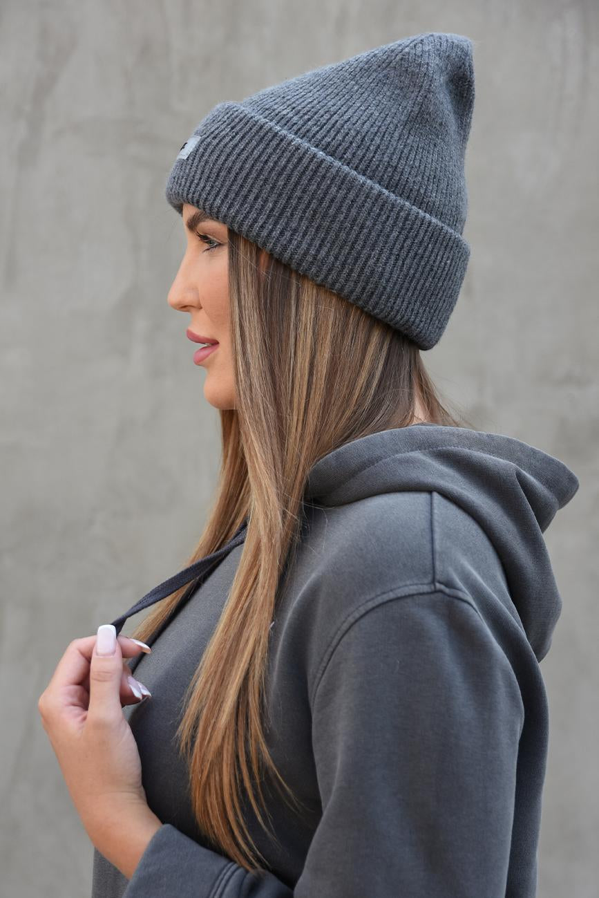 DARK GRAY BEANIE HICHIC CoreKnit