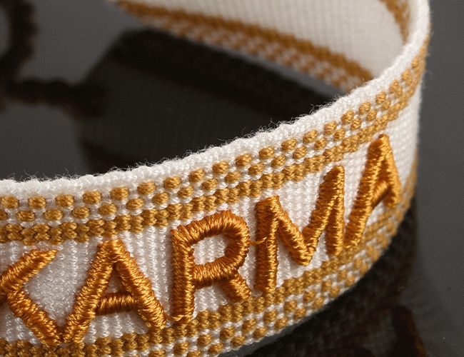HICHIC Karma WHITE KNITTED BRACELET