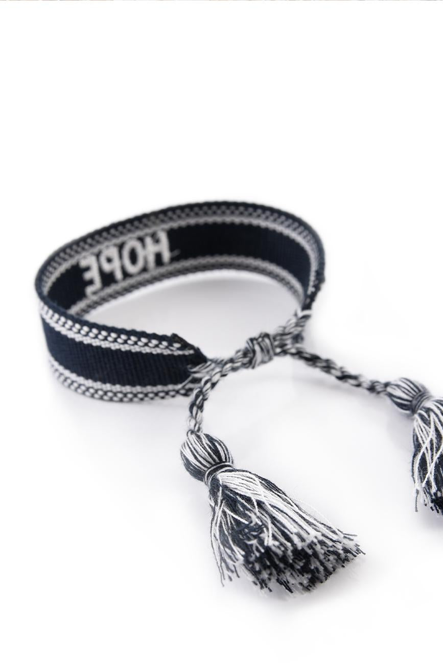BLACK KNITTED BRACELET HICHIC Hope 