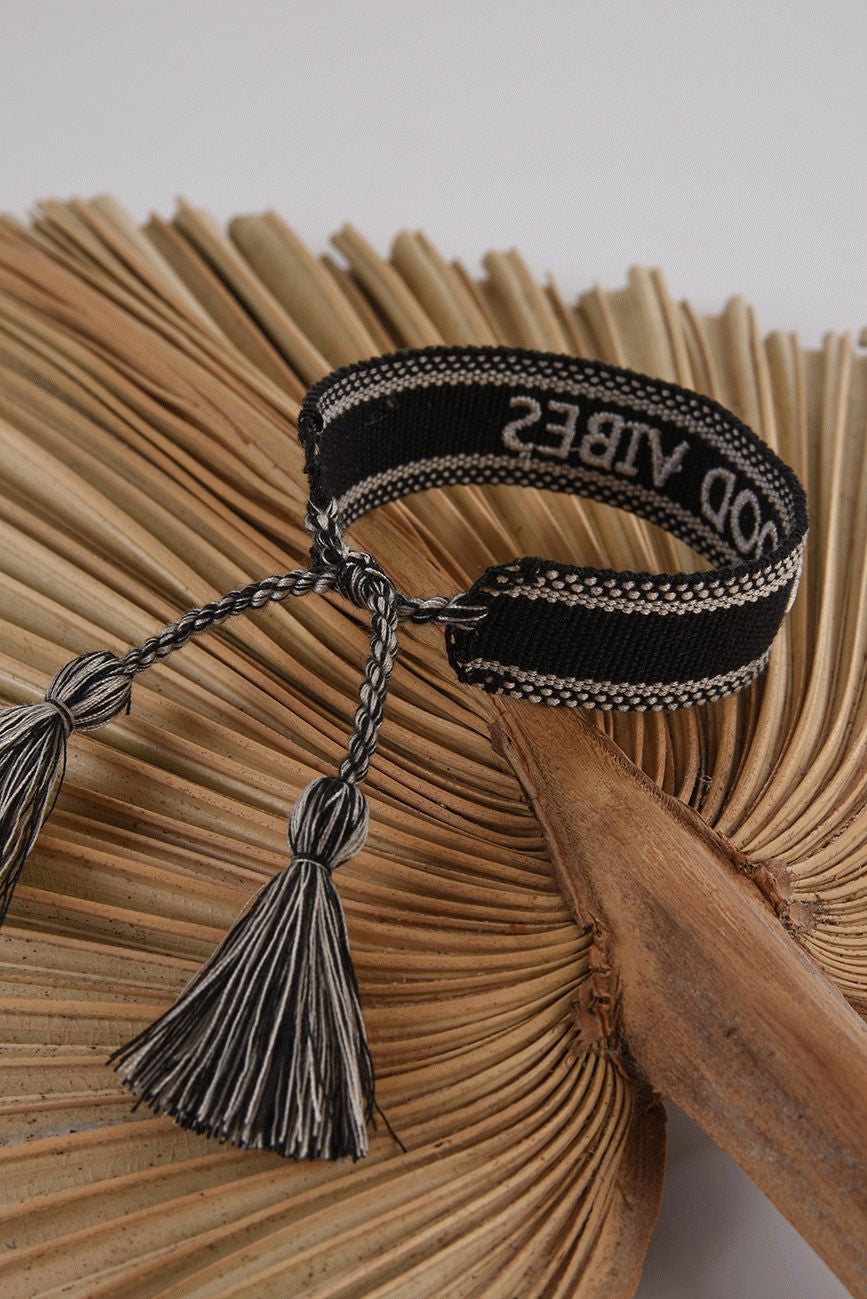 BLACK KNITTED HICHIC BRACELET Good vibes